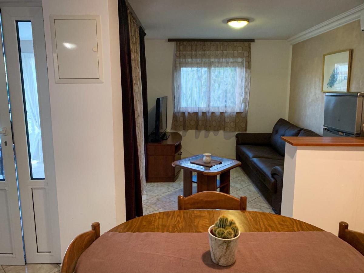 Apartments Gurman Supetarska Draga Exterior photo
