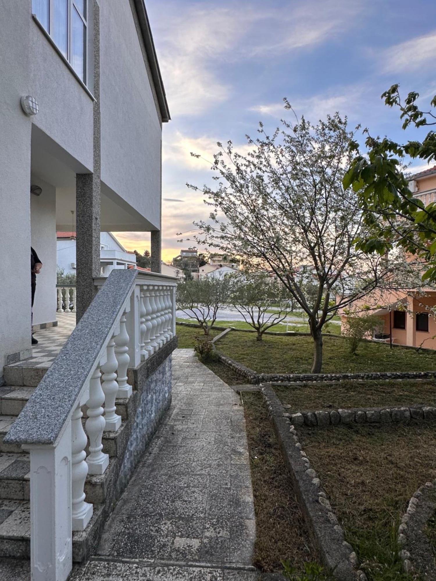 Apartments Gurman Supetarska Draga Exterior photo