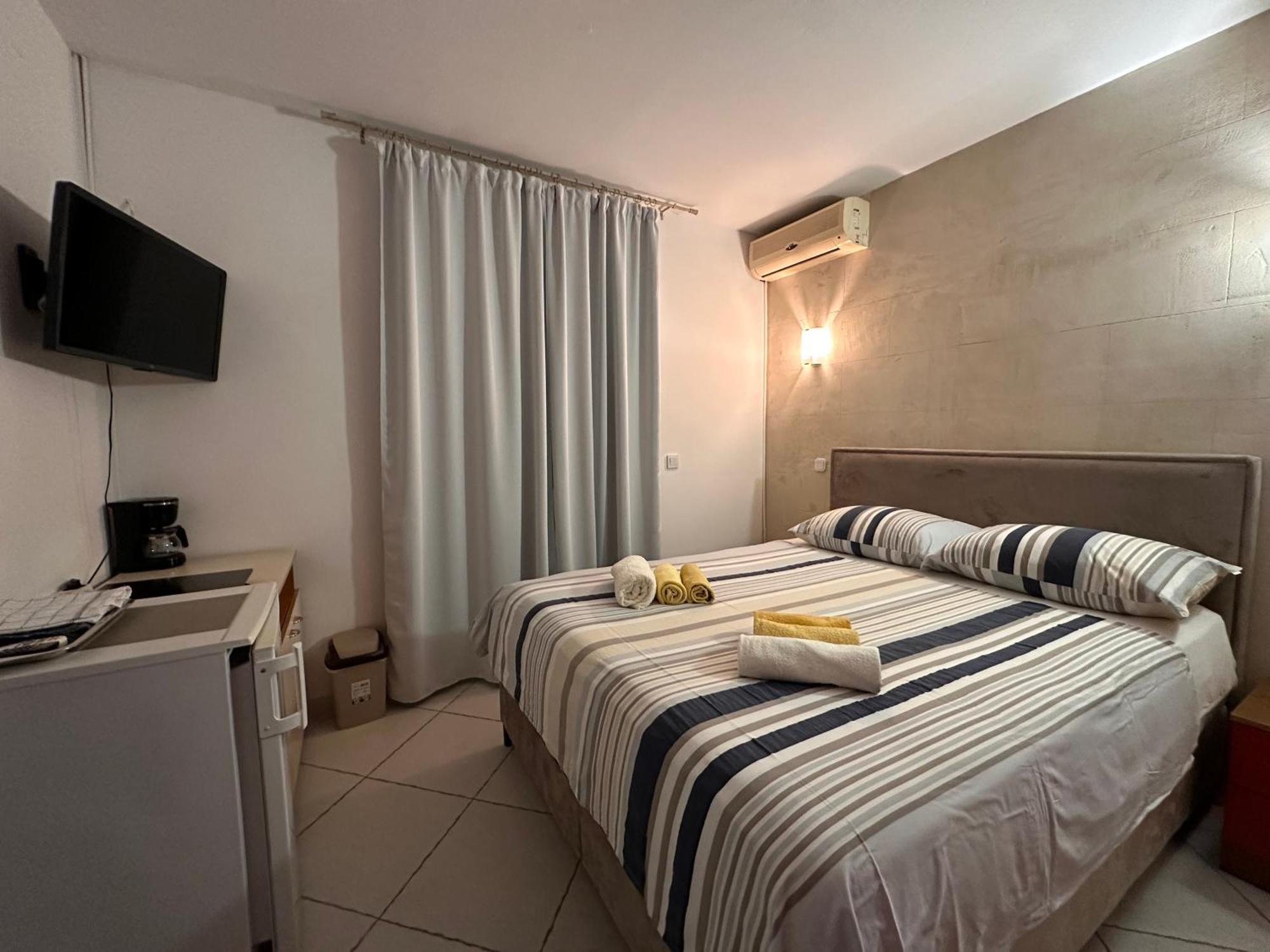 Apartments Gurman Supetarska Draga Exterior photo