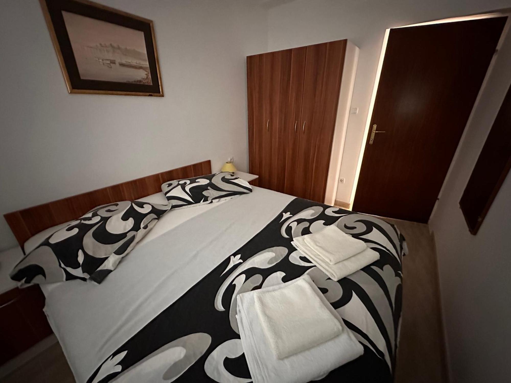 Apartments Gurman Supetarska Draga Exterior photo